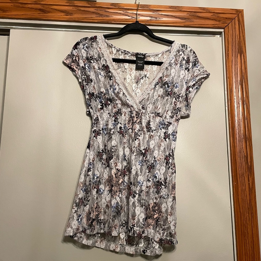 Sheer Lacy Short Sleeved Top